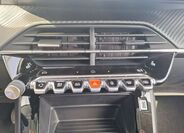 Peugeot 208 Hatchback 1,2 l 74 kw