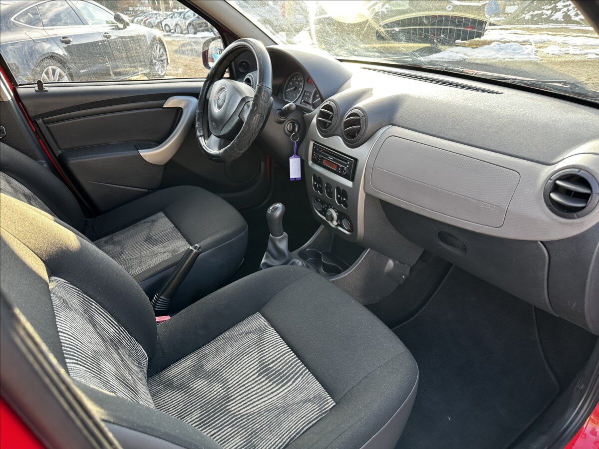 Dacia Sandero Hatchback 1,1 l 55 kw