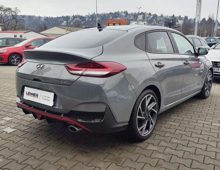 Hyundai i30 Liftback 1,5 l 117 kw