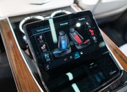 Cadillac Escalade 43