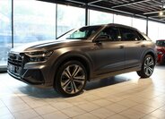 Audi Q8 SUV 3,0 l 210 kw