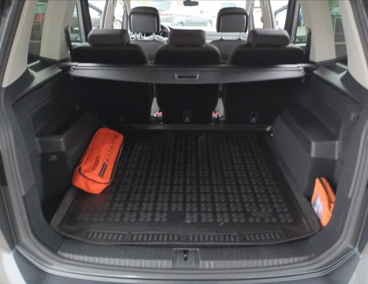 Volkswagen Touran MPV 2,0 l 110 kw