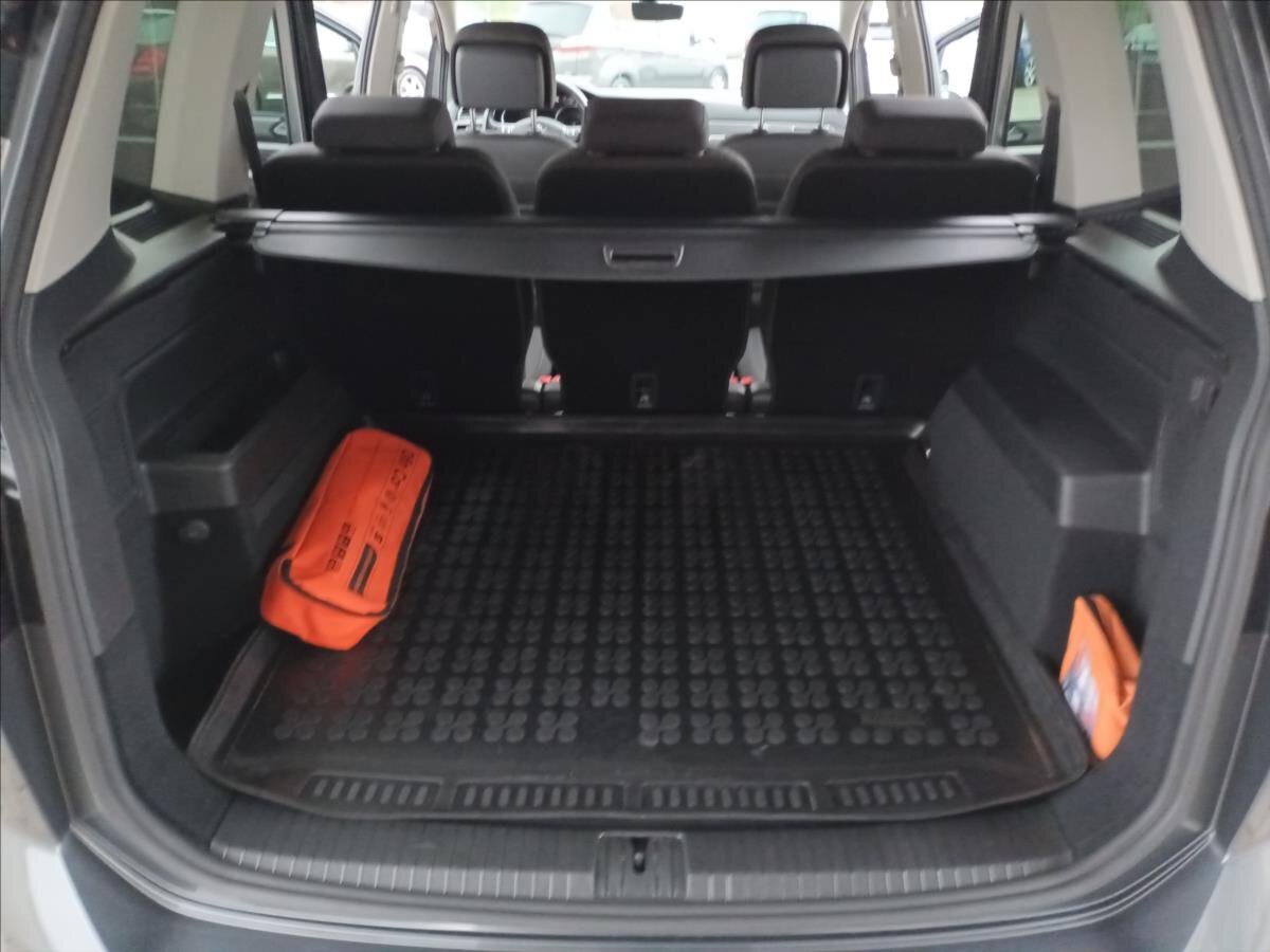 Volkswagen Touran MPV 2,0 l 110 kw