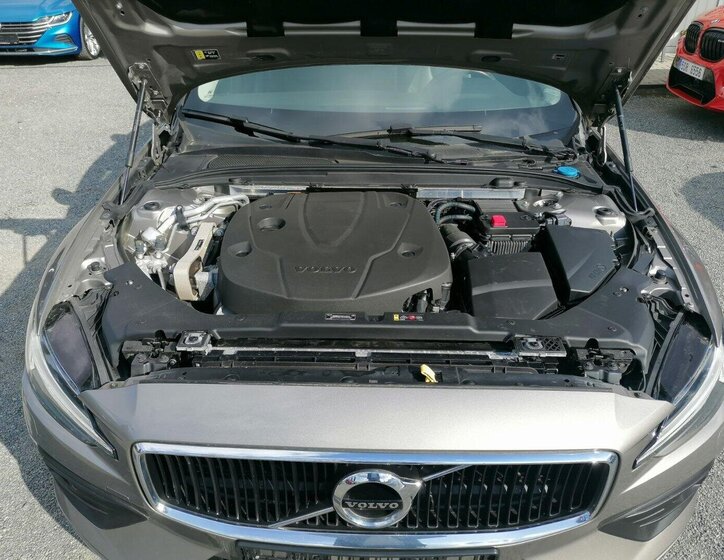 Volvo V60 Kombi 2,0 l 110 kw