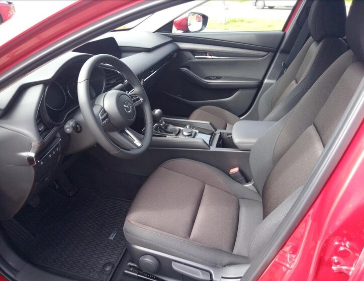 Mazda 3 Sedan 2,5 l 103 kw