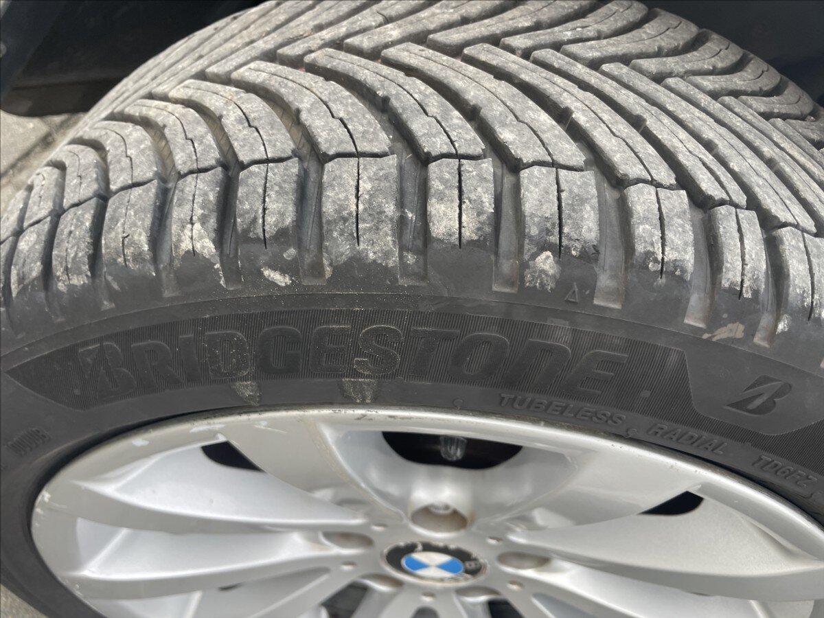 BMW Řada 3 Sedan / Limuzína 2,0 l 105 kw