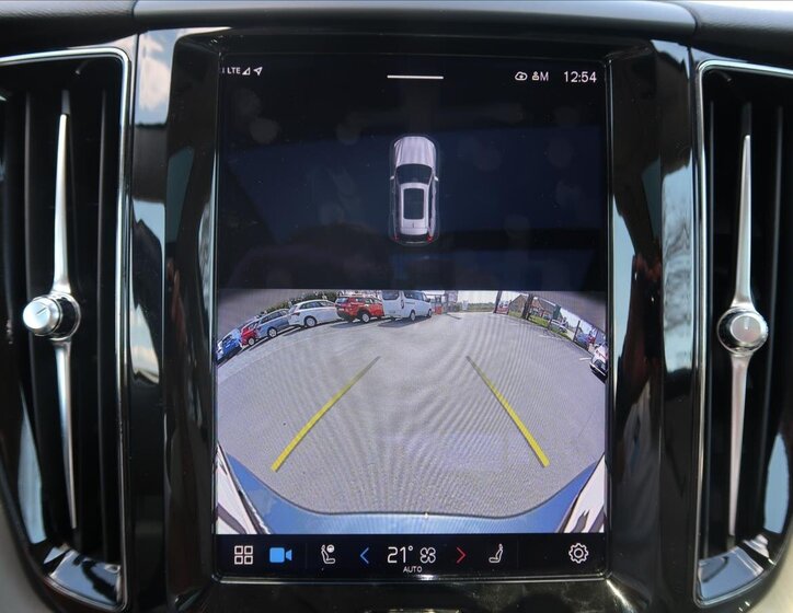 Volvo XC60 SUV / Terénní 2,0 l 145 kw