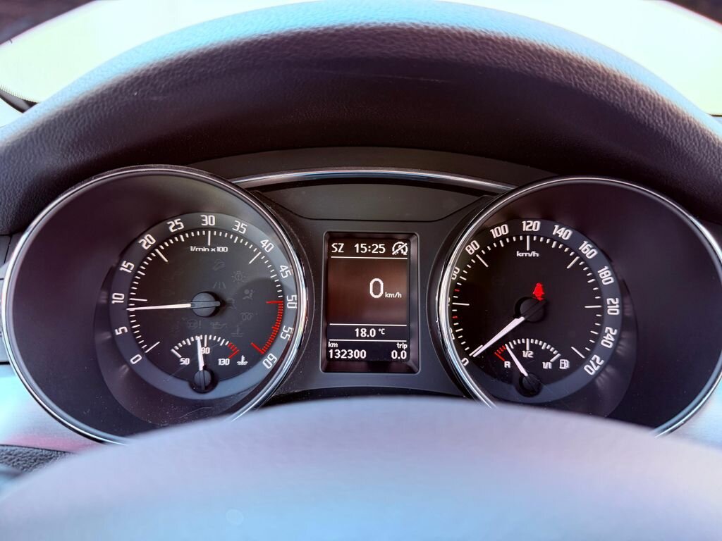 Škoda Superb Kombi 2,0 l 103 kw