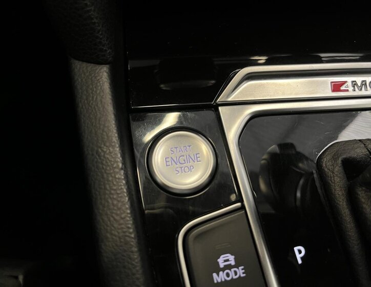 Volkswagen Passat Sedan 2,0 l 176 kw