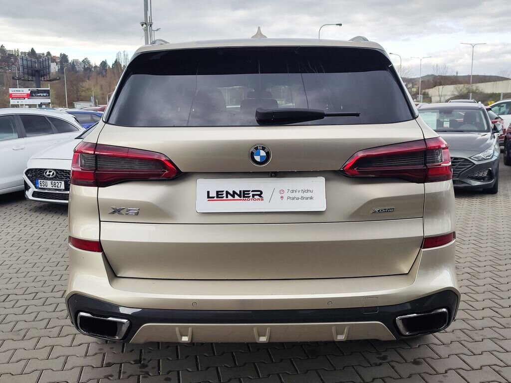 BMW X5 SUV / Terénní 3,0 l 195 kw