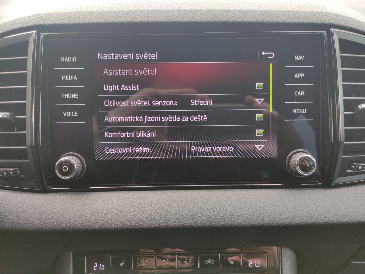 Škoda Karoq SUV / Terénní 1,5 l 110 kw