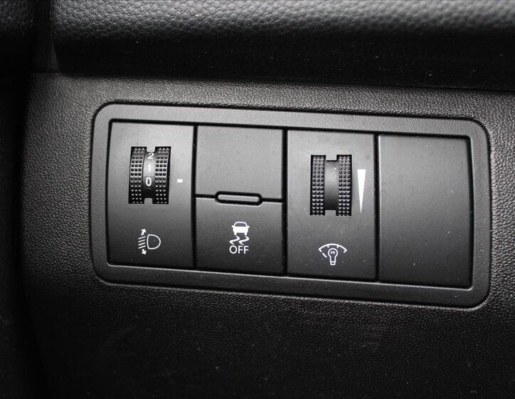 Hyundai ix20 MPV 1,4 l 66 kw