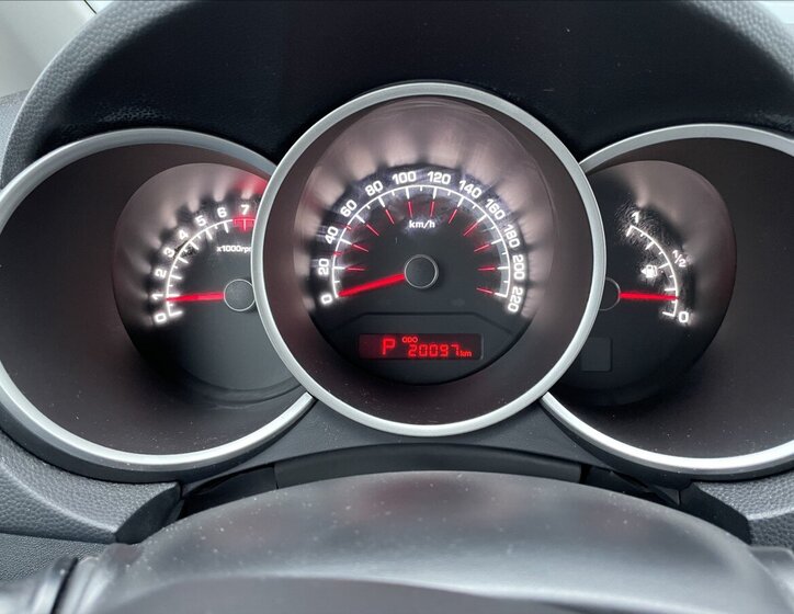 KIA Venga Sedan 1,6 l 91 kw