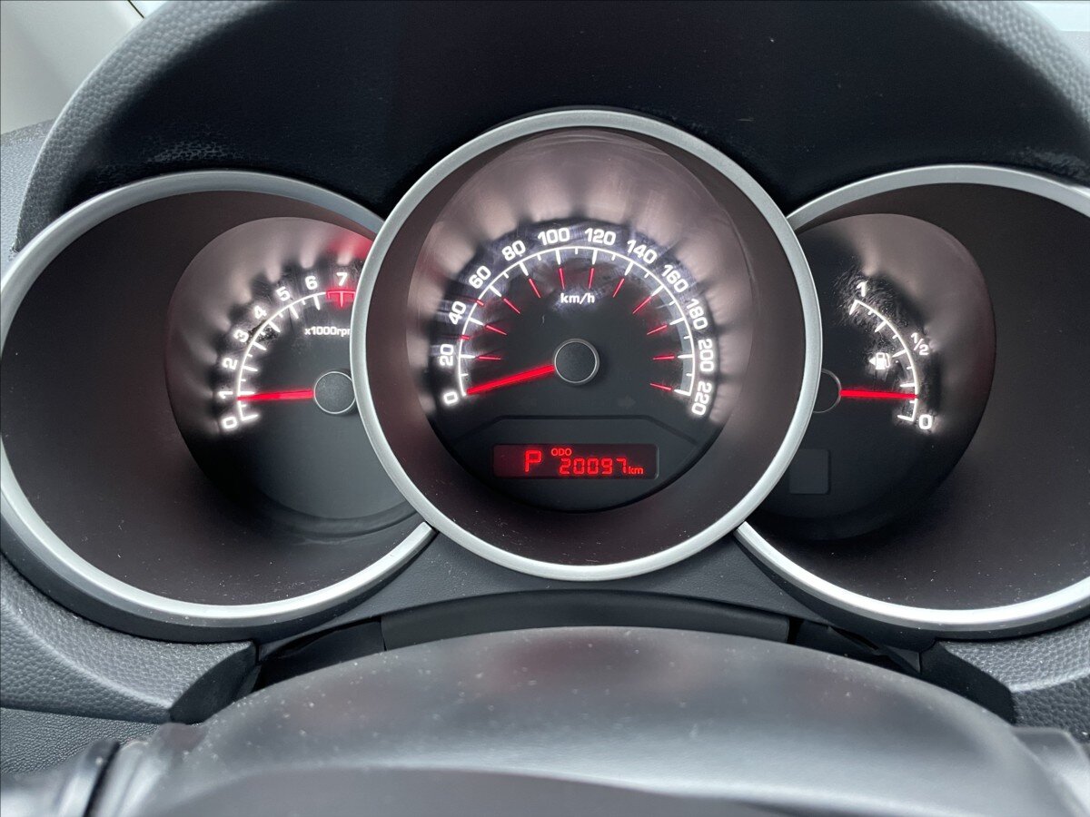 KIA Venga Sedan 1,6 l 91 kw