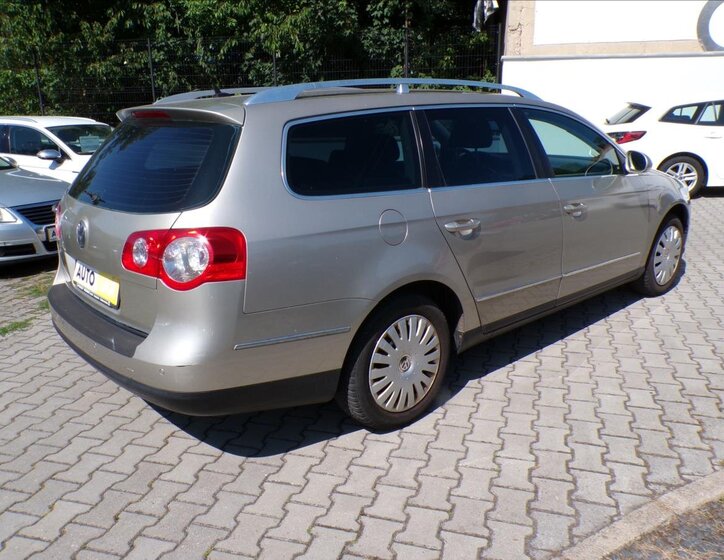 Volkswagen Passat Kombi 2,0 l 147 kw