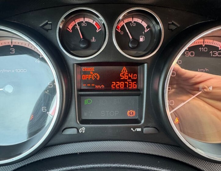 Peugeot 308 Kabriolet 1,6 l 82 kw