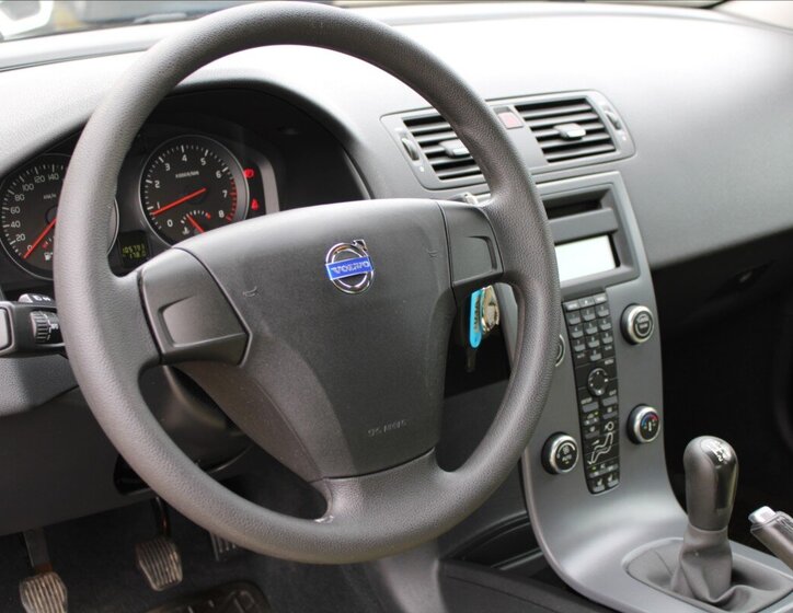 Volvo S40 Sedan / Limuzína 2,4 l 125 kw