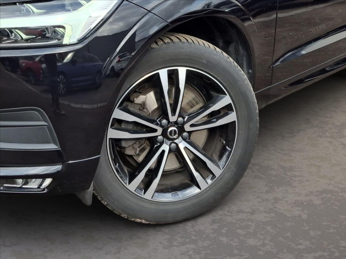 Volvo XC60 SUV / Terénní 2,0 l 145 kw