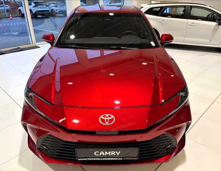 Toyota Camry 2