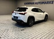 Lexus UX 300h Hatchback 2,0 l 146 kw