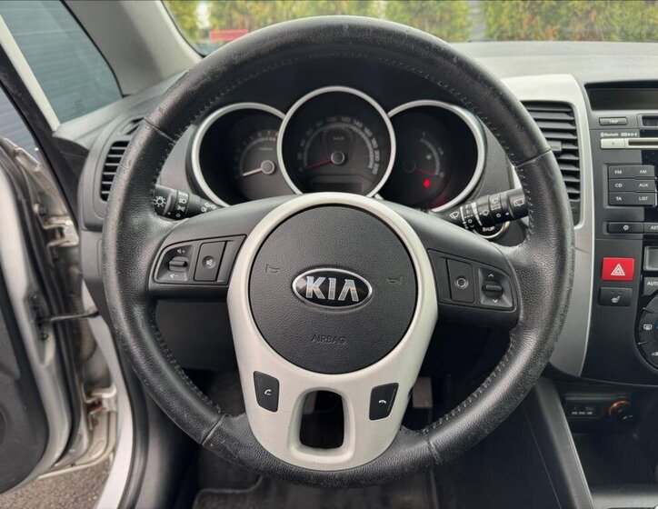 KIA Venga 16