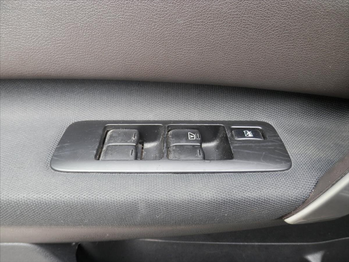 Nissan Qashqai Kombi 2,0 l 110 kw