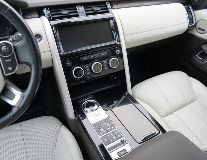 Land Rover Discovery 51