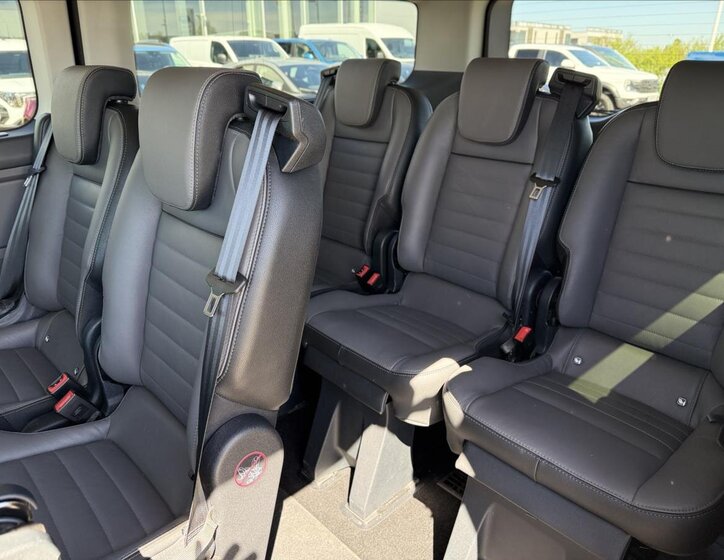 Ford Tourneo Custom MPV 2,0 l 136 kw