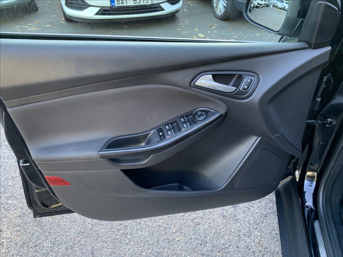 Ford Focus Kombi 1,5 l 88 kw