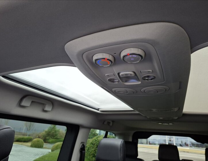 Citroën SpaceTourer MPV 2,0 l 130 kw