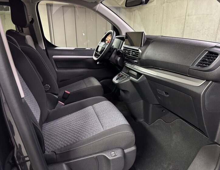 Toyota ProAce Verso 13