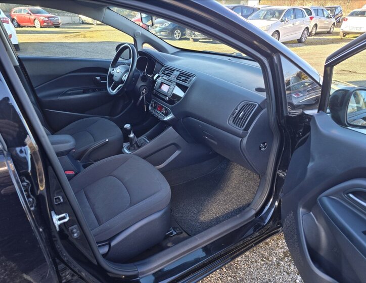 KIA Rio Hatchback 1,2 l 61 kw