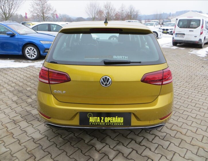 Volkswagen Golf Hatchback 999,0 85 kw