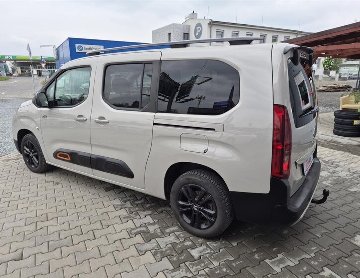 Citroën Berlingo MPV 1,5 l 96 kw