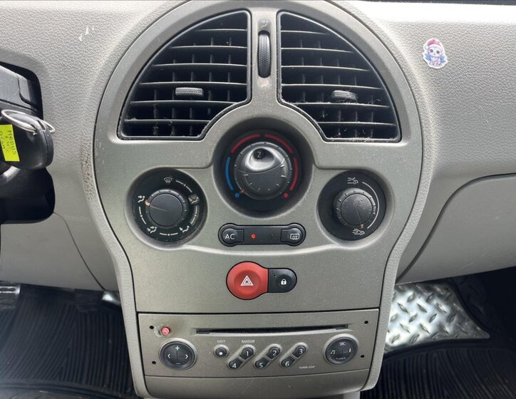 Renault Modus Hatchback 1,4 l 72 kw