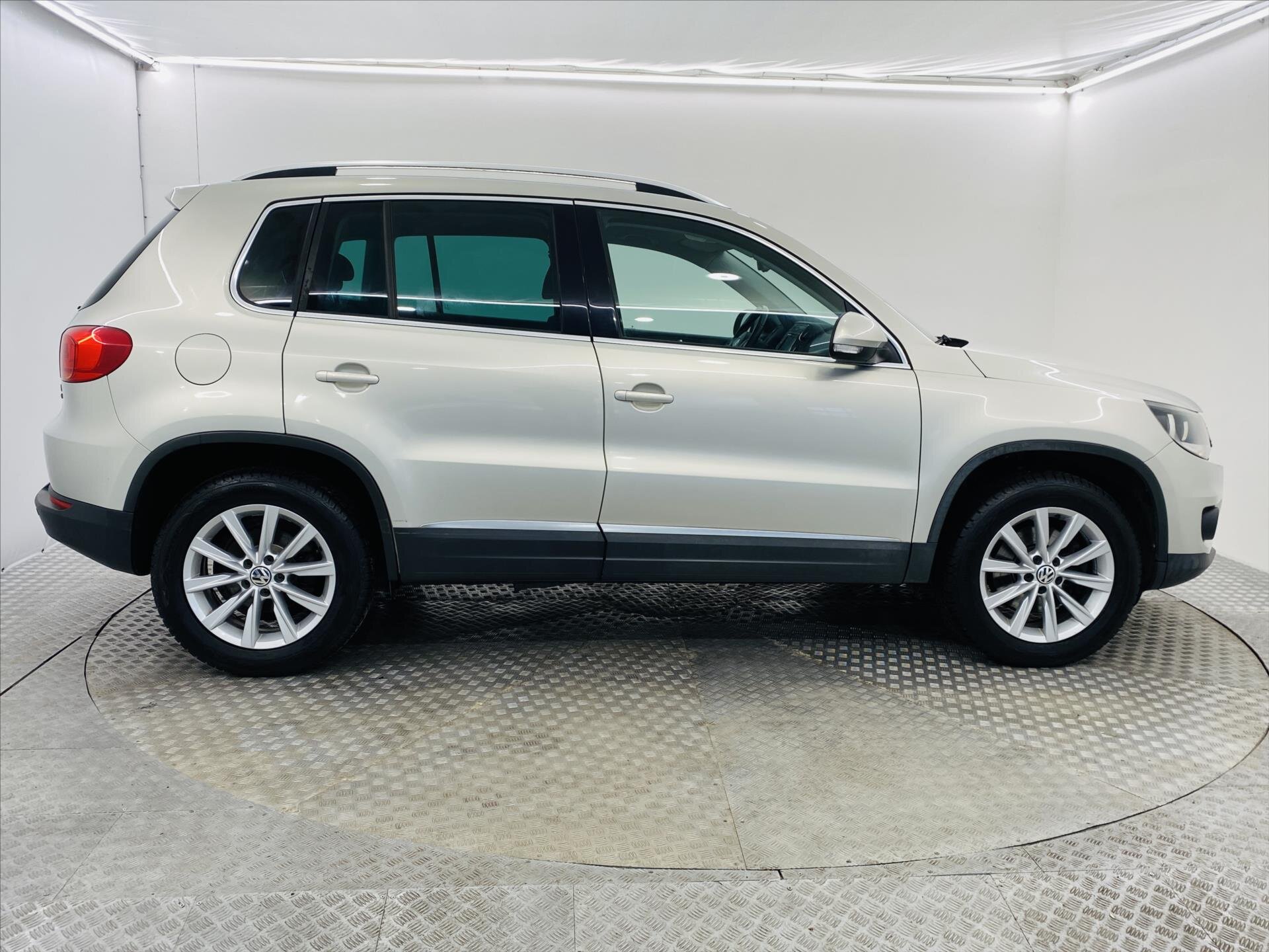 Volkswagen Tiguan SUV 2,0 l 110 kw