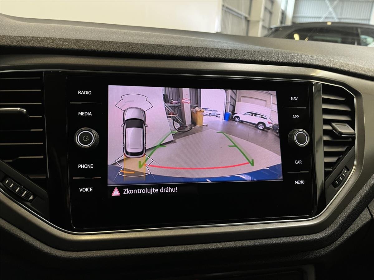 Volkswagen T-Roc SUV 1,5 l 110 kw