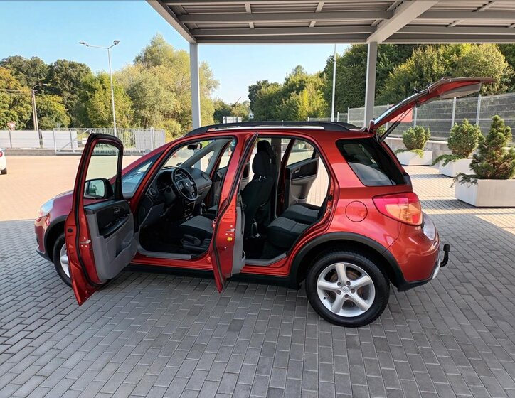 Suzuki SX4 Hatchback 1,6 l 79 kw