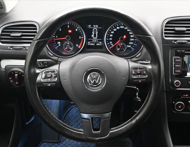 Volkswagen Golf Kombi 1,6 l 77 kw