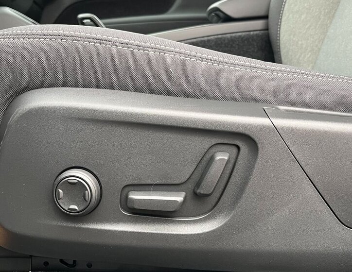 Volvo XC40 SUV 2,0 l 120 kw