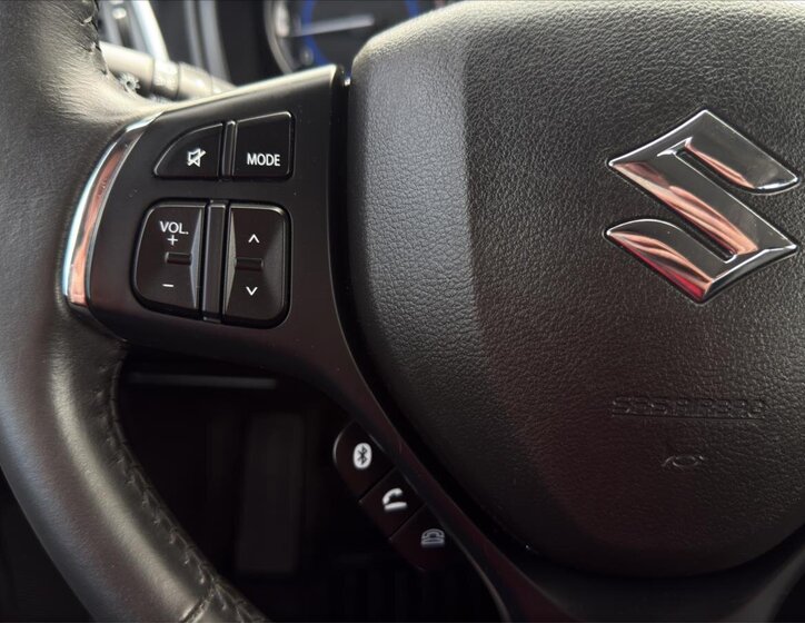 Suzuki Baleno Hatchback 1,2 l 66 kw