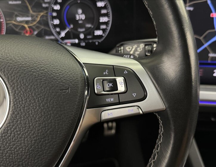 Volkswagen Touareg 12