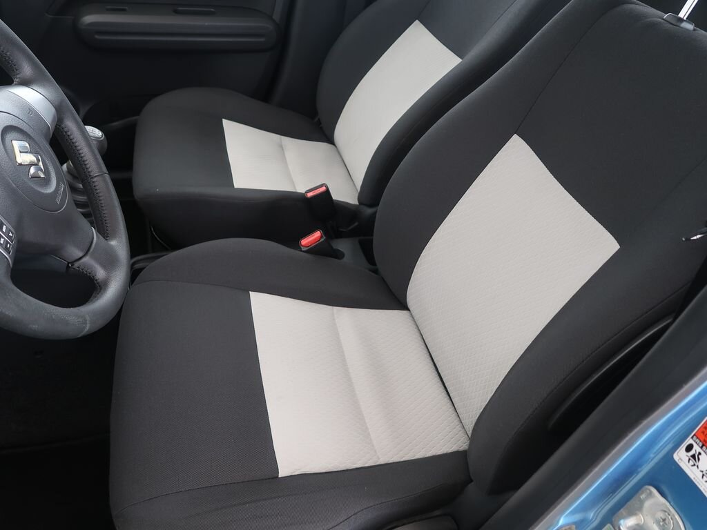 Suzuki Splash Hatchback 996,0 50 kw