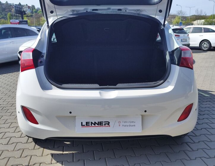 Hyundai i30 Hatchback 1,4 l 73 kw