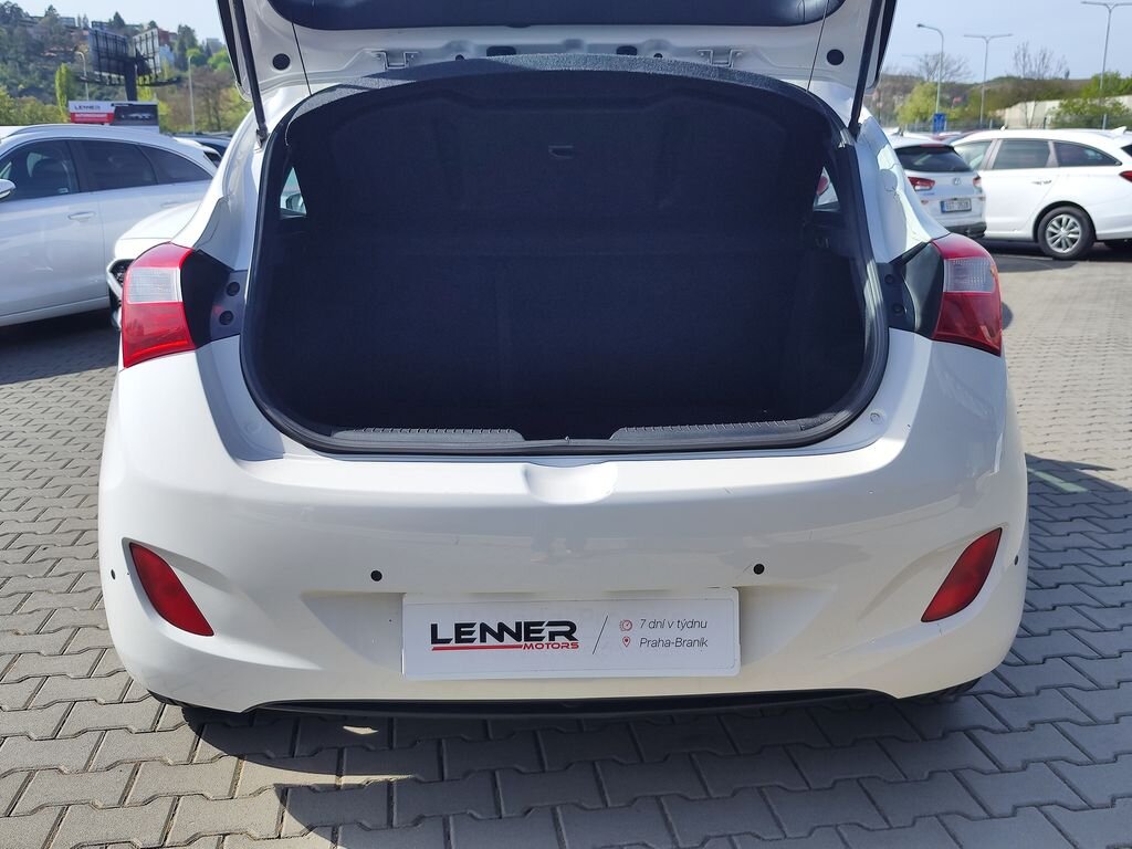 Hyundai i30 Hatchback 1,4 l 73 kw