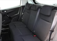 Peugeot 208 10