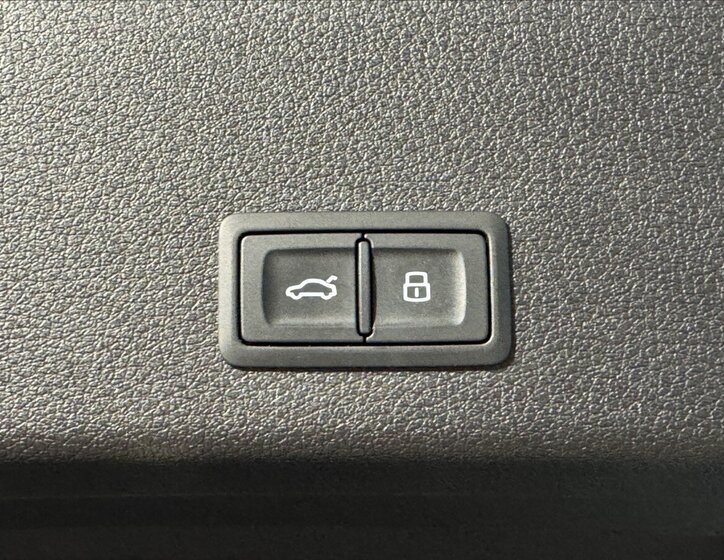 Audi e-tron SUV 0,0 300 kw