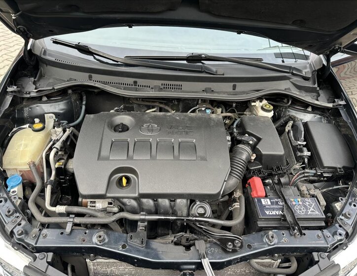 Toyota Auris Hatchback 1,6 l 98 kw
