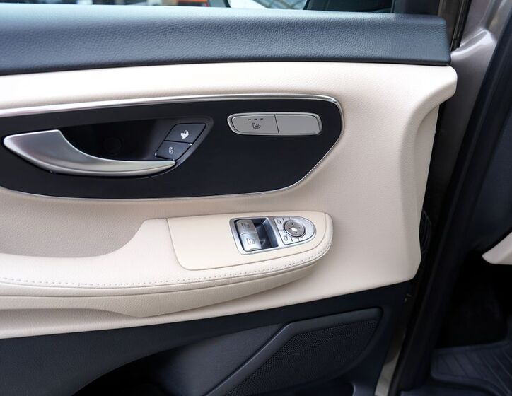 Mercedes-Benz Třídy V 15