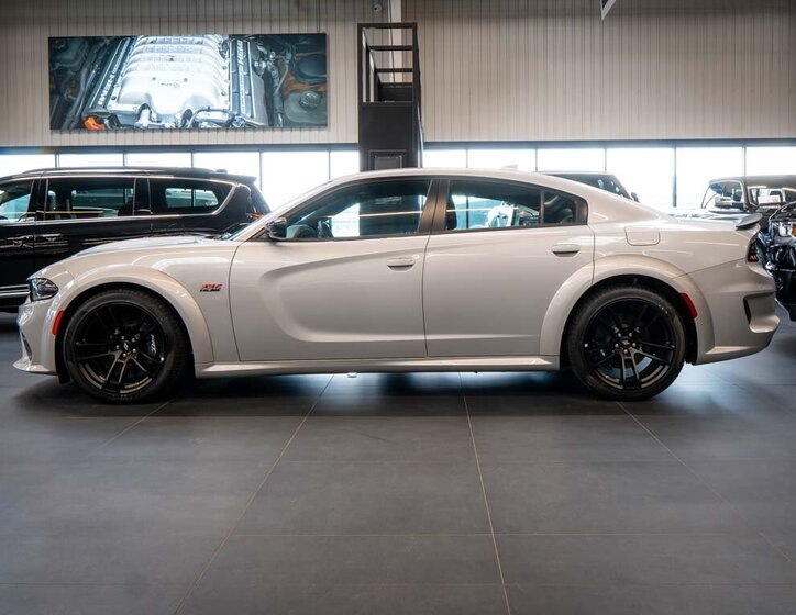 Dodge Charger Sedan 6,4 l 362 kw